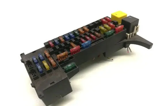 Mercedes-Benz SLK AMG R170 Fuse module 0025422119