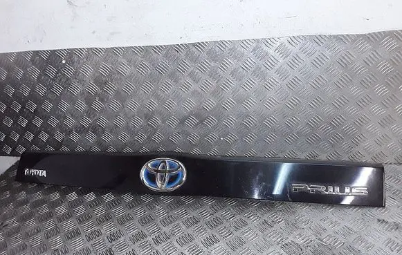Toyota Prius (XW30) Tailgate trim 7680147070