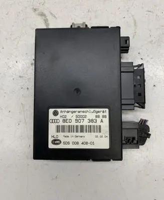 Audi A4 S4 B6 8E 8H Tow bar trailer control unit/module 8E0907383A 5DS00840801