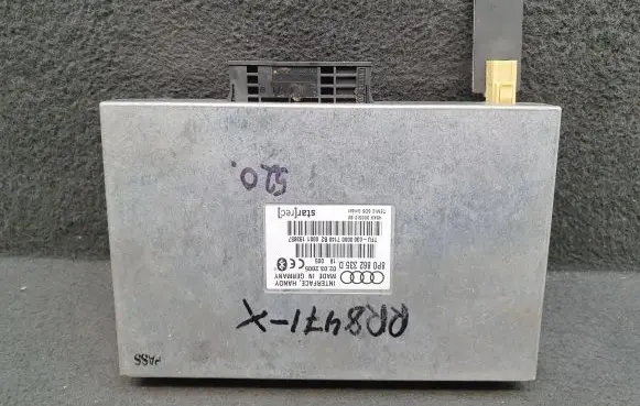 Audi A4 S4 B7 8E 8H Bluetooth control unit module 8P0862335D 8P0035503E