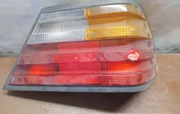 Mercedes-Benz E W124 Rear/tail lights 1248201464 2VP00468602
