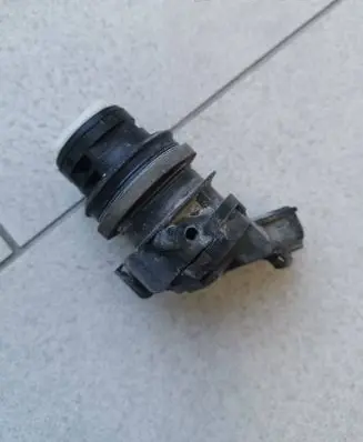 Lexus RX 450H Windscreen/windshield washer pump 8533060190 0602104541