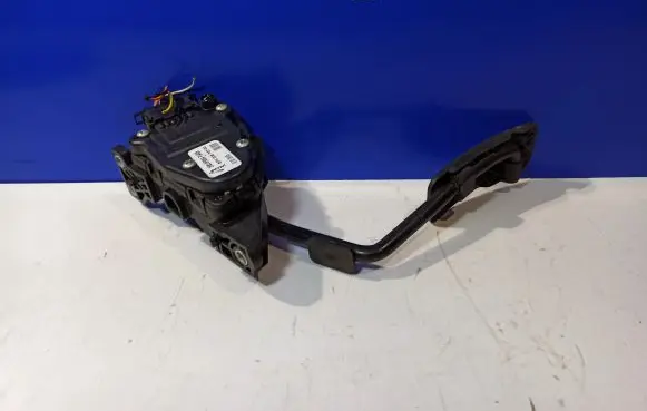 Jaguar S-Type Accelerator throttle pedal 2R839F836APIA428 6PV00873700