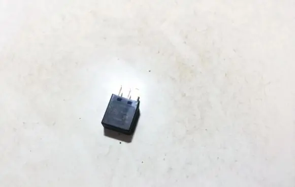 Mitsubishi Colt Other relay mb953382 v23075e1001x1