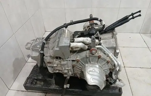 Audi R8 4S Transmission/gearbox oil cooler 0BZ300045M