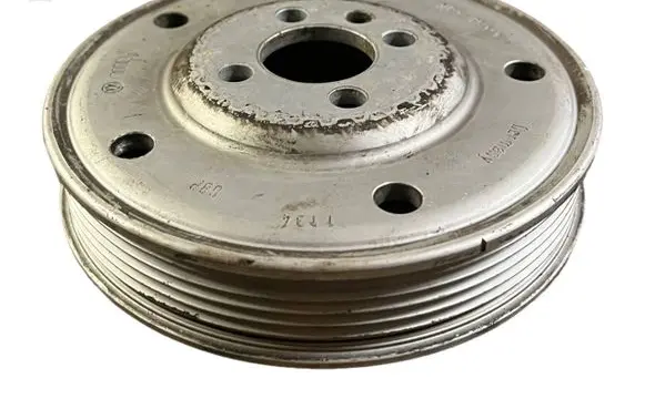 Audi A4 S4 B7 8E 8H Crankshaft pulley 06B105243F