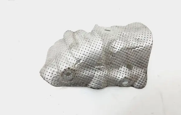 Volvo XC60 Heat shield in engine bay 30777164
