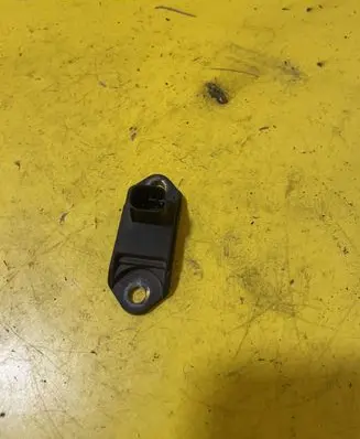 Mercedes-Benz E W211 ESP acceleration yaw rate sensor 0015428018