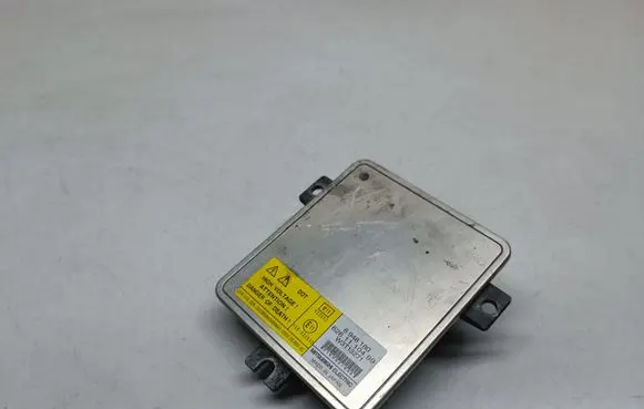 BMW 3 E90 E91 Headlight ballast module Xenon 6948180
