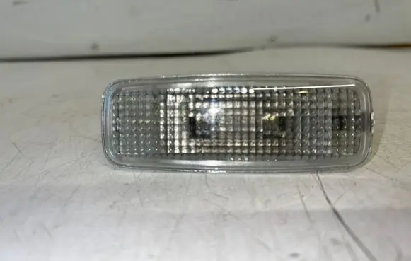 Audi A6 S6 C6 4F Other interior light 4D0947105A