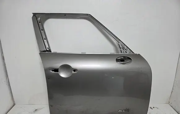 Mini Cooper Countryman F60 Front door