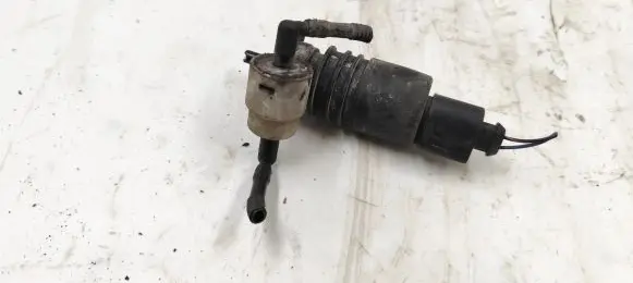 Audi A4 S4 B6 8E 8H Windscreen/windshield washer pump 1J0973225