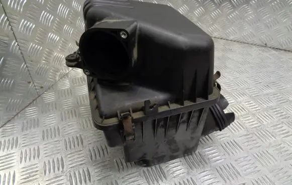 KIA Ceed Air filter box 28100-2H200