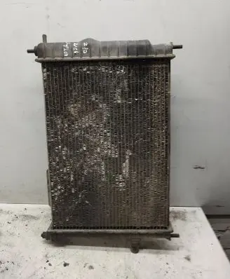 Opel Astra G Coolant radiator