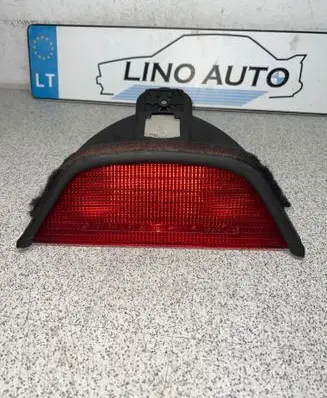 BMW 5 E39 Third/center stoplight 8360568