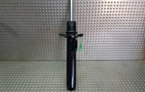 Audi Q4 e-tron Front shock absorber/damper S26371111 1EA413031T