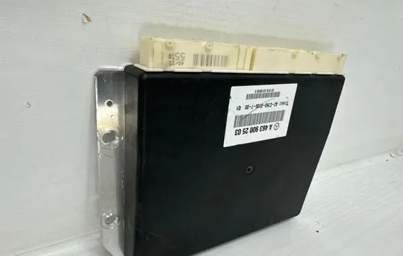 Mercedes-Benz G W463 2nd Gen Air suspension control unit module (rear) A4639002503 A207600100700