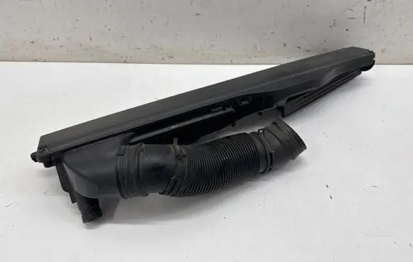 Volkswagen Multivan T7 Air intake duct part 5Q0129254E