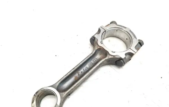 Nissan Pathfinder R51 Connecting rod/conrod 