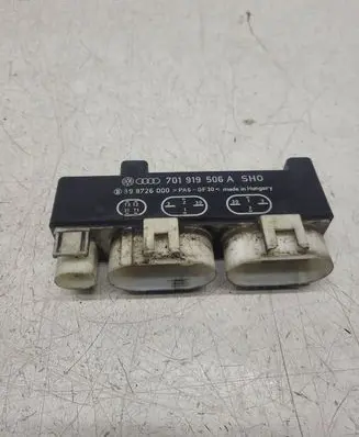 Volkswagen Sharan Coolant fan relay 701919506A