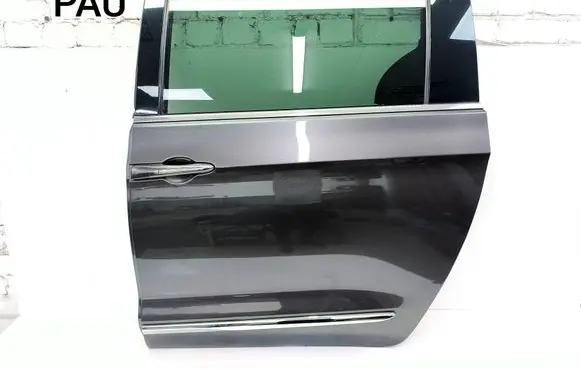 Chrysler Pacifica Side sliding door 