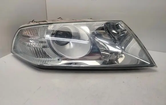 Skoda Octavia Mk2 (1Z) Headlight/headlamp 44R38