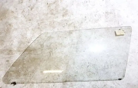 Volkswagen PASSAT B2 Rear side window