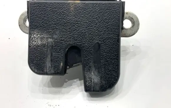 Volkswagen Touran I Tailgate exterior lock 1T0827505H