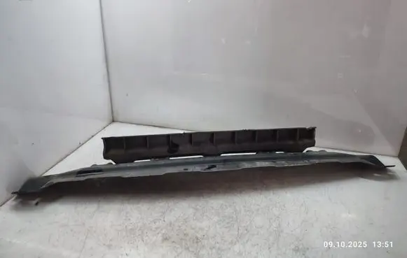Audi Q7 4L Bottom radiator support slam panel 7L0805551A