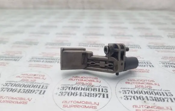 Volkswagen Touran I Crankshaft position sensor 036906433E