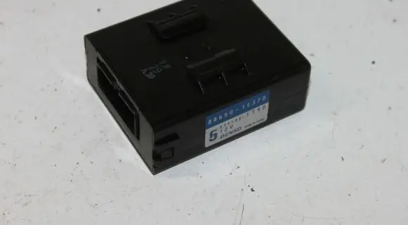 Toyota Yaris Verso Air conditioning/heating control unit 886501E37