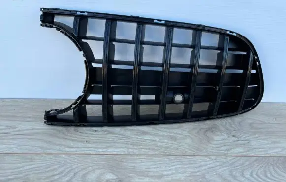 Mercedes-Benz AMG GT R190 C190 Front grill A1908853900