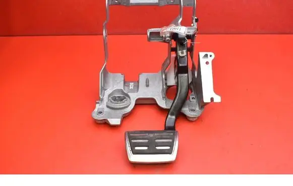 Audi A4 S4 B8 8K Accelerator throttle pedal 4H1723140C