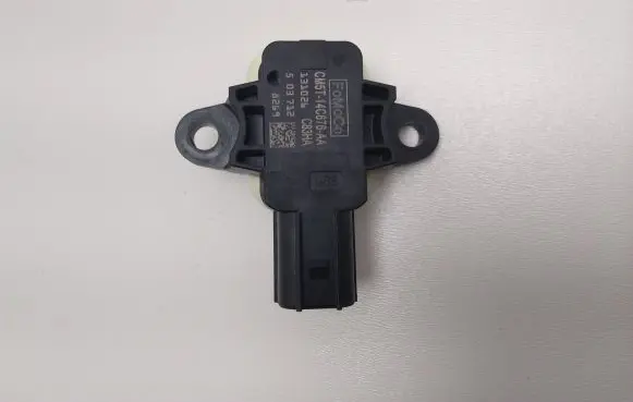 Ford Kuga II Airbag deployment crash/impact sensor CM5T14C676AA