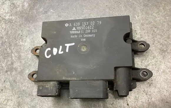 Mitsubishi Colt CZ3 Glow plug pre-heat relay A6391530279 MN900612
