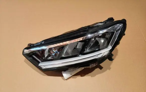 Volkswagen T-Roc Headlight/headlamp 2GA941005F
