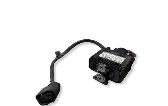 Audi A4 S4 B7 8E 8H Coolant fan relay 8E0959501P 898092000