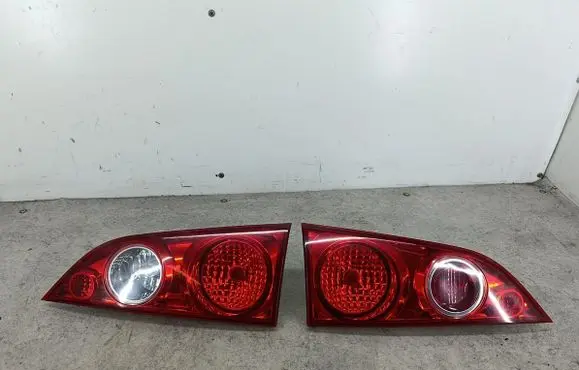 Honda Accord Tailgate rear/tail lights P3227RP3227L
