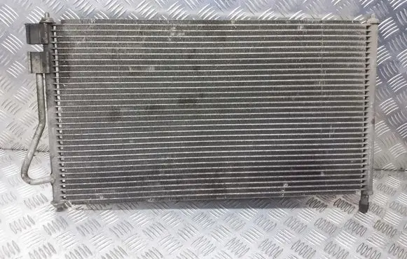 Ford Focus A/C cooling radiator (condenser)