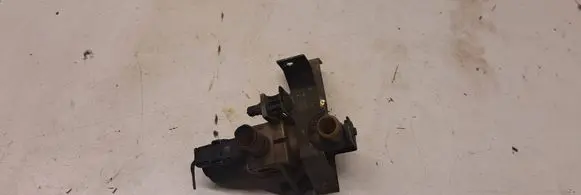 Mercedes-Benz Vito Viano W638 Coolant heater control valve 0018300684