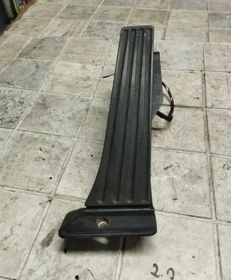 BMW 1 E81 E87 Accelerator throttle pedal 3542678658901 6PV00937920 12037313