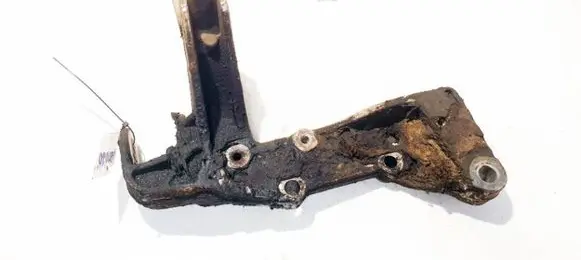 Volkswagen Touran I Front lower control arm/wishbone