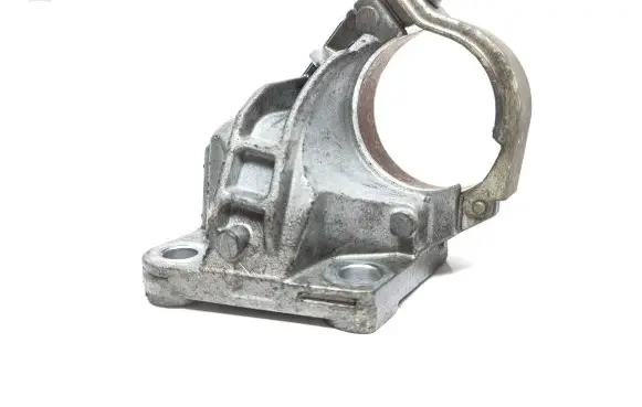 Nissan NV400 Driveshaft support bearing bracket 397748146R