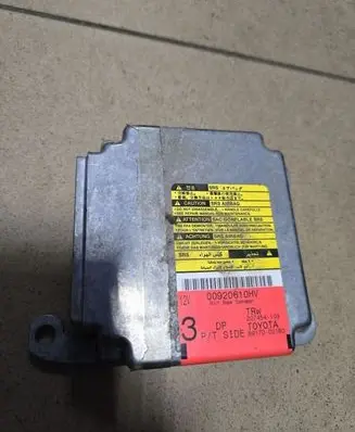 Toyota Corolla E120 E130 Airbag control unit/module 8917002180