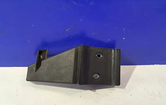 Mercedes-Benz GL X166 Rear bumper mounting bracket A1668850140