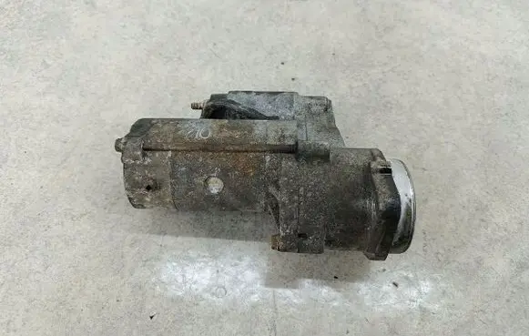 KIA Sorento Starter motor 