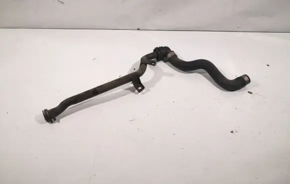 Coolant pipe/hose