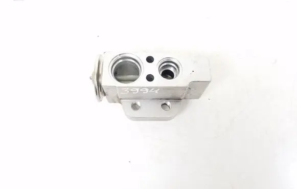 Audi S5 Coolant heater control valve H7995003