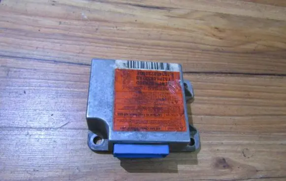 Mazda 626 Airbag control unit/module ge4t57k30d f82f14b321ab