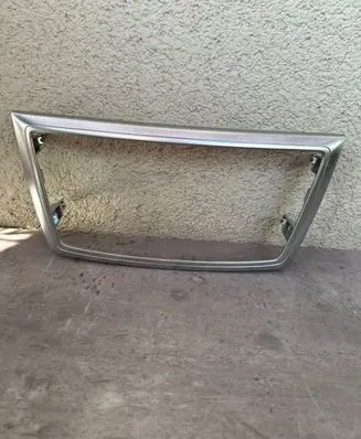 Mercedes-Benz GL X166 Radio/GPS head unit trim A1666801917 16906985